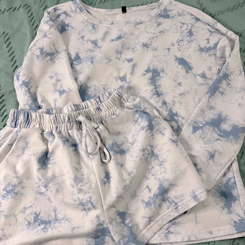 Tie-Dye Blue Set